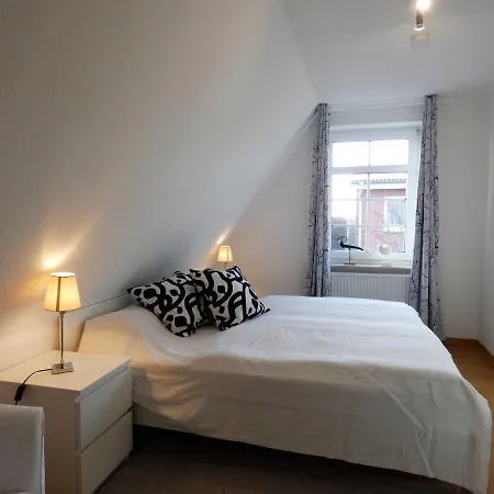 Mittelstrasse 14 Apartment *